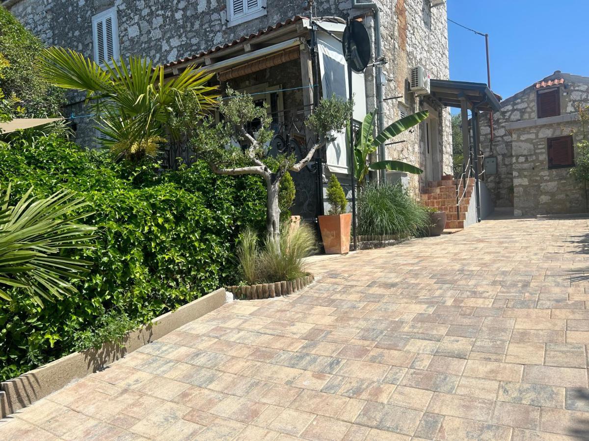 冯塔纳Stone House Chiara Seaview公寓 外观 照片